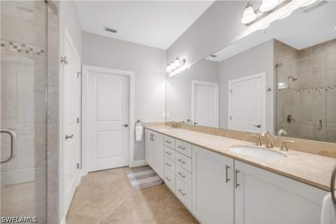 15140 Palmer Lake Cir 201, Naples FL - photo 11 of 18