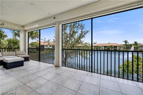 15140 Palmer Lake Cir 201, Naples FL - photo 16 of 18