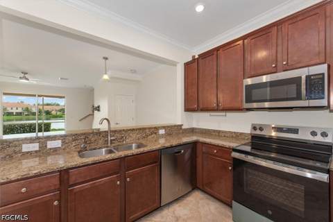 8892 Via Isola Ct, Fort Myers FL - photo 6 of 20
