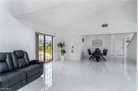 17472 Phlox Dr, Fort Myers FL - photo 13 of 34