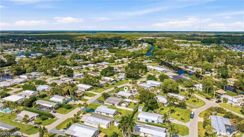 2 bedroom ManufacturedHome at 20 Derhenson Dr, Henderson Creek Park, Naples — photo 5