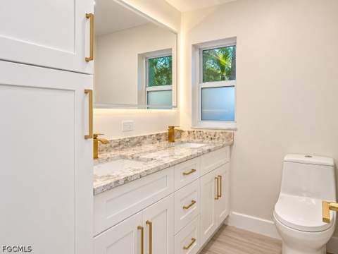 5687 Eichen Cir E, Fort Myers FL - photo 10 of 34