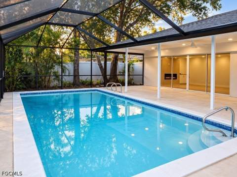 5687 Eichen Cir E, Fort Myers FL - photo 8 of 34