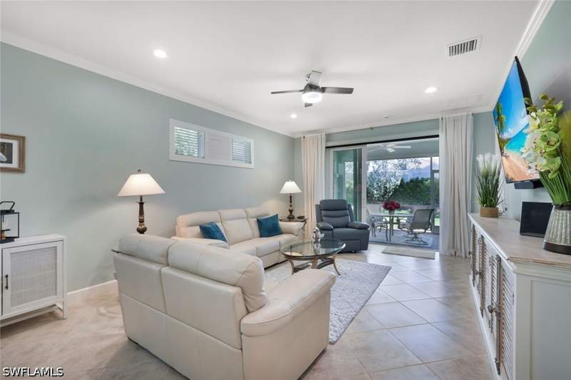 2 bedroom Attached at 10661 Jackson Square Dr, Tidewater, Estero — photo 4