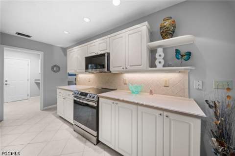 13264 Tall Pine Cir, Fort Myers FL - photo 14 of 40
