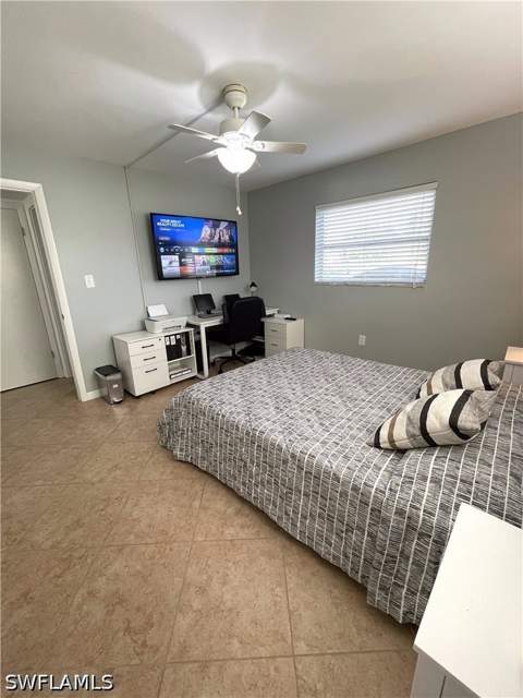 609 Palm View Dr 10, Naples FL - photo 12 of 34