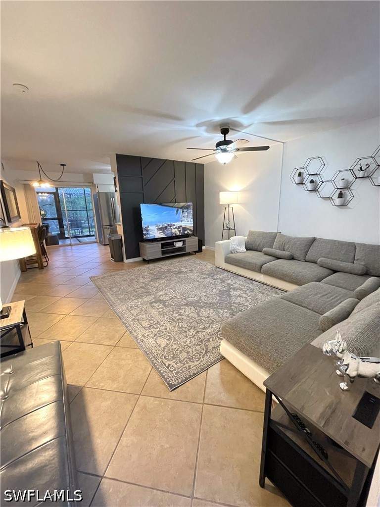 2 bedroom Condominium at 609 Palm View Dr 10, Cocohatchee Club, Naples — photo 3