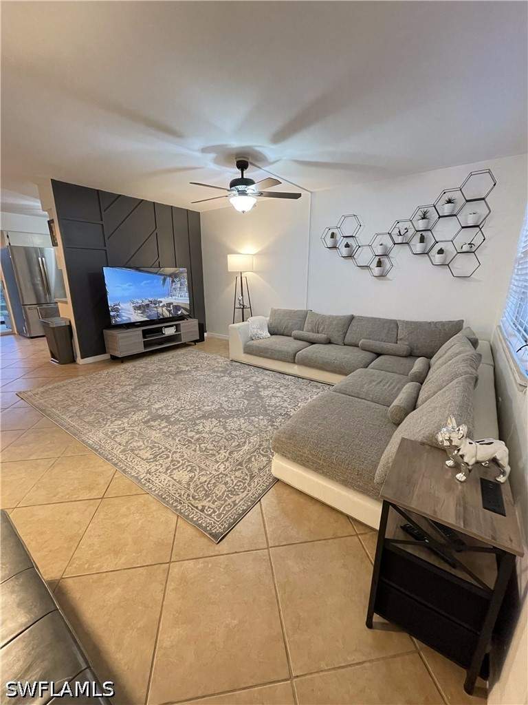 2 bedroom Condominium at 609 Palm View Dr 10, Cocohatchee Club, Naples — photo 4