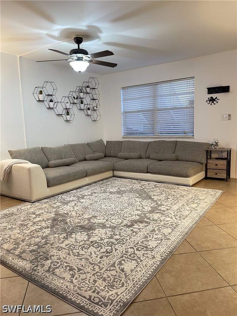 2 bedroom Condominium at 609 Palm View Dr 10, Cocohatchee Club, Naples — photo 5
