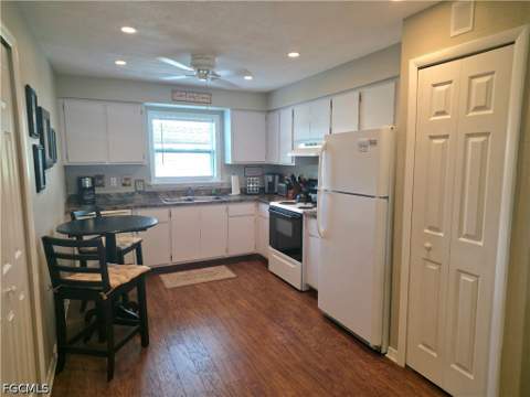 6777 Winkler Rd 156, Fort Myers FL - photo 14 of 49