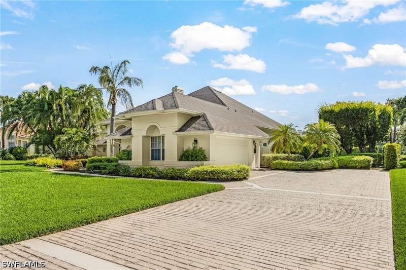3 bedroom SingleFamilyResidence at 20253 Wildcat Run Dr, Wildcat Run, Estero — photo 2
