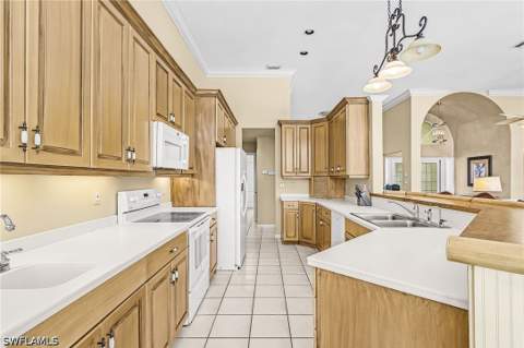 20253 Wildcat Run Dr, Estero FL - photo 8 of 38