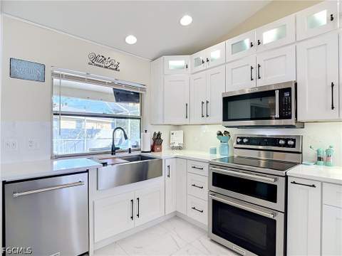 17204 Malaga Rd, Fort Myers FL - photo 11 of 38