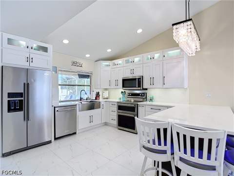 17204 Malaga Rd, Fort Myers FL - photo 9 of 38