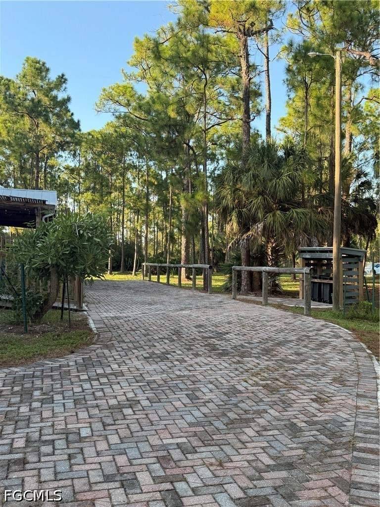 3 bedroom ManufacturedHome at 4700 Pioneer 23rd St, Pioneer Plantation, Clewiston — photo 3