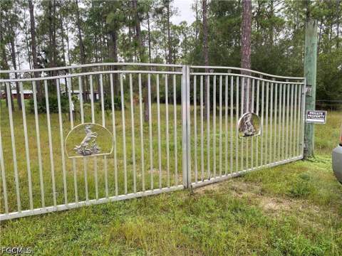 4700 Pioneer 23rd St, Clewiston FL - photo 6 of 47