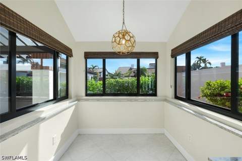 529 Bay Villas Ln, Naples FL - photo 9 of 25