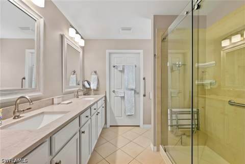 8732 Querce Ct, Naples FL - photo 10 of 50