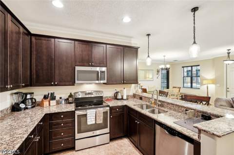 9064 Capistrano St N 5004, Naples FL - photo 10 of 26