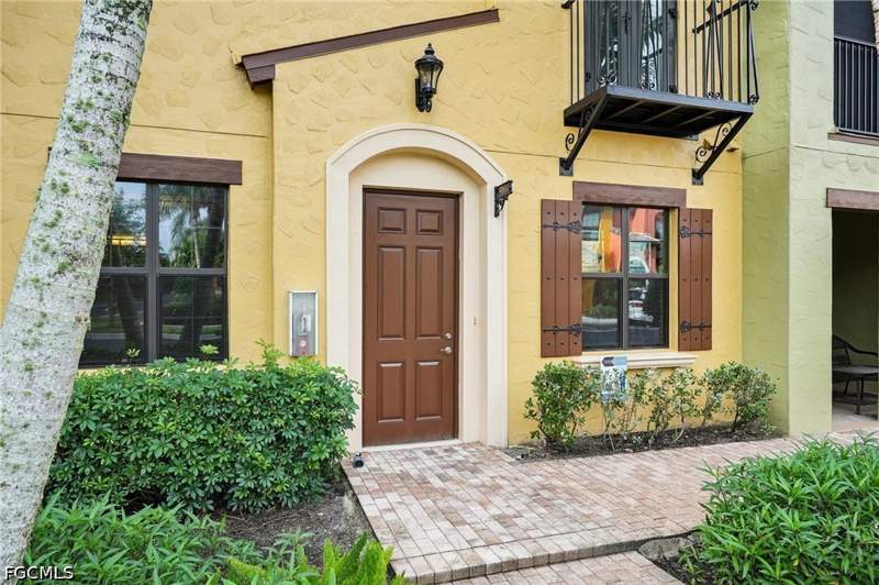 2 bedroom Condominium at 9064 Capistrano St N 5004, Ole, Naples — photo 4