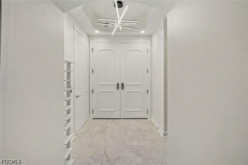 3 bedroom Condominium at 2090 W 1st St E2505, High Point Place, Fort Myers — photo 3