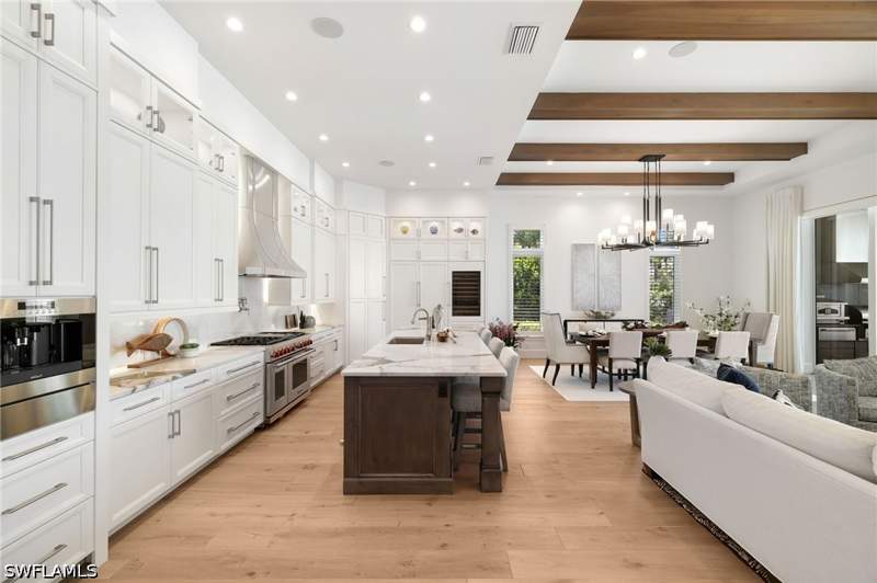 4 bedroom SingleFamilyResidence at 18516 Miromar Lakes Blvd W, Villa D'Este, Miromar Lakes — photo 4