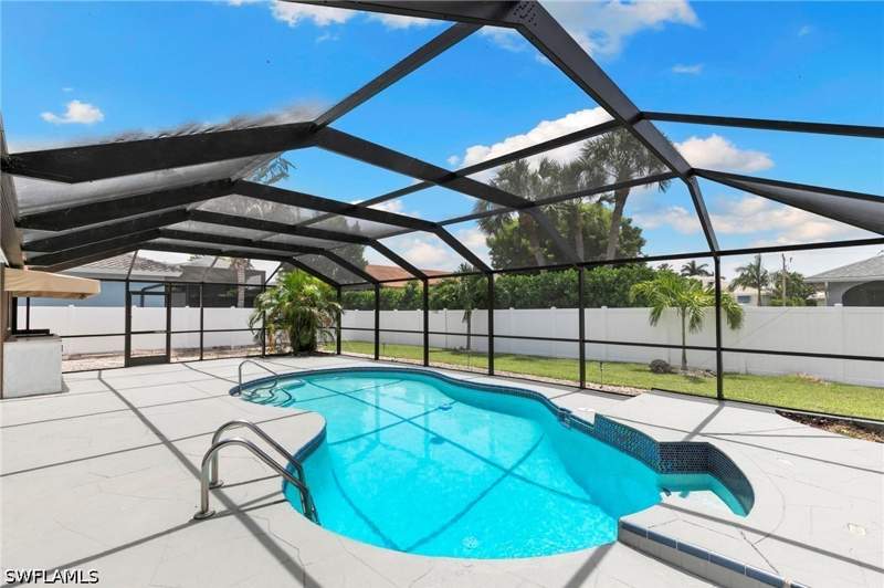 2 bedroom SingleFamilyResidence at 351 Columbus Way, Marco Island, Marco Island — photo 2