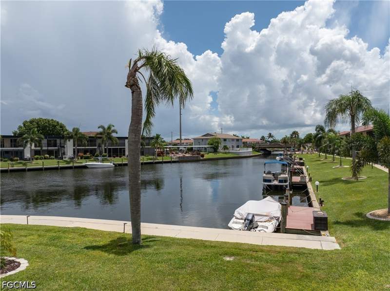 2 bedroom Condominium at 4705 Santa Barbara Blvd 3, Santa Barbara Condo, Cape Coral — photo 5