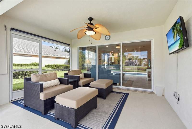 2 bedroom Attached at 28148 Goby Trl, Village Walk Of Bonita Springs, Bonita Springs — photo 4