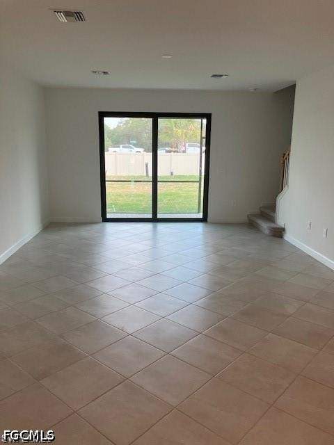 3 bedroom Townhouse at 14197 Pine Lodge Ln, Timber Creek, Fort Myers — photo 4