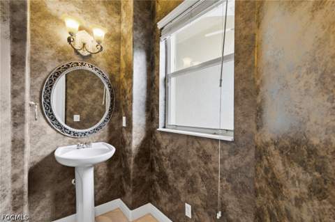 7520 Key Deer Ct, Fort Myers FL - photo 14 of 37