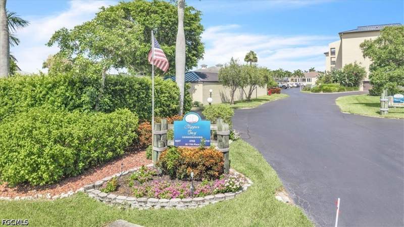 2 bedroom Condominium at 4719 SE 17th Pl 105, Clipper Bay Condo, Cape Coral — photo 3