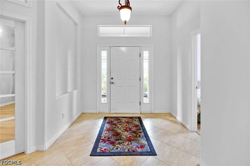 2 bedroom Attached at 8468 Brittania Dr, Westfield, Fort Myers — photo 5