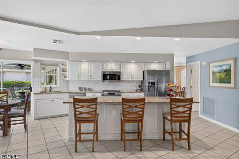 7585 Eaglet Ct, Fort Myers FL - photo 14 of 37