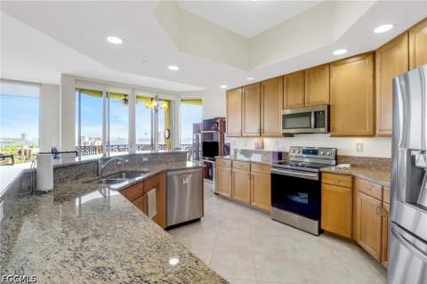 3414 Hancock Bridge Pkwy 1202, North Fort Myers FL - photo 7 of 18