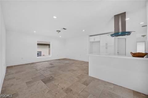 6049 Perthshire Ln, Fort Myers FL - photo 17 of 42