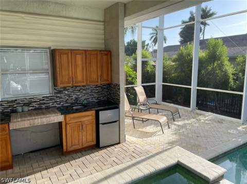405 Cristobal St, Naples FL - photo 7 of 24