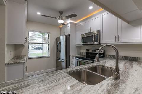 2562 Kings Lake Blvd 102, Naples FL - photo 9 of 22