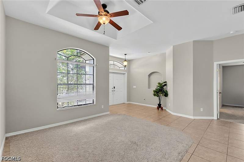 4 bedroom SingleFamilyResidence at 691 Manhattan St E, Lehigh Acres, Lehigh Acres — photo 5