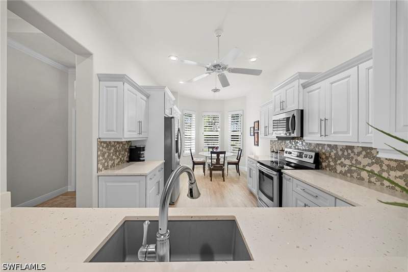 2 bedroom SingleFamilyResidence at 479 Preswick Ln, Vanderbilt Country Club, Naples — photo 4