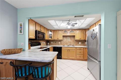 4706 SE 4th Pl 15, Cape Coral FL - photo 9 of 33