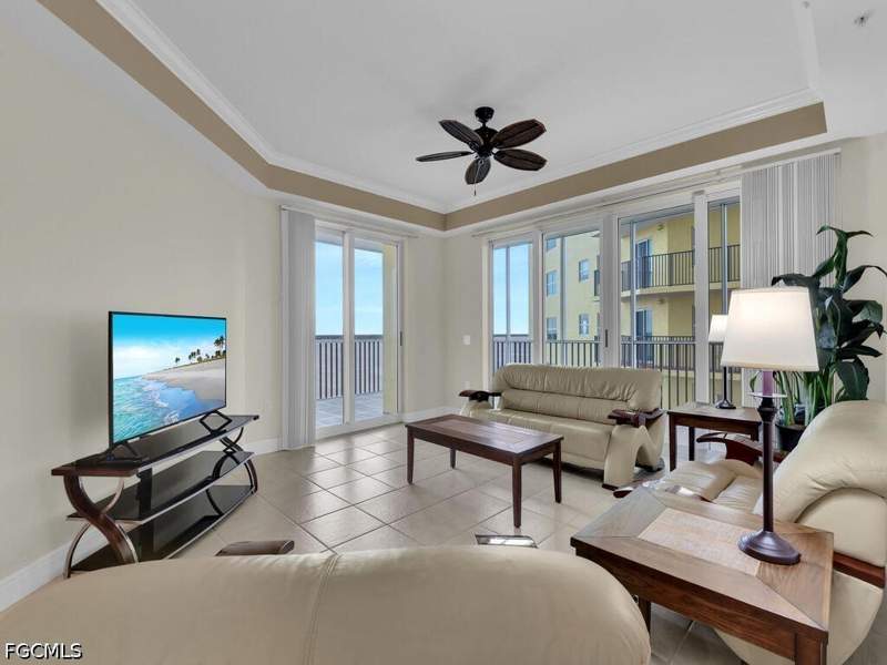 3 bedroom Condominium at 2745 1st St 1006, St. Tropez, Fort Myers — photo 5