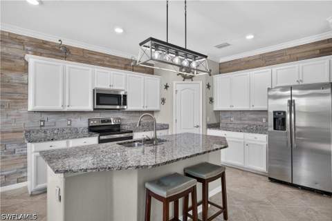 1595 Marton Ct, Naples FL - photo 7 of 47