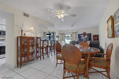 5770 Trailwinds Dr 213, Fort Myers FL - photo 12 of 26