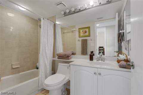 5770 Trailwinds Dr 213, Fort Myers FL - photo 20 of 26