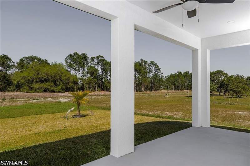 3 bedroom SingleFamilyResidence at 821 Newell St E 821, Lehigh Acres, Lehigh Acres — photo 5