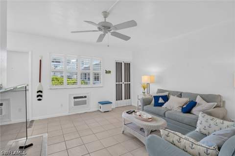 534 4th Ave S 3, Naples FL - photo 6 of 50