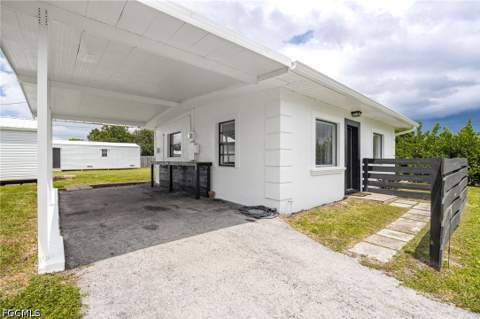 1201 Orange Ave, North Fort Myers FL - photo 20 of 41