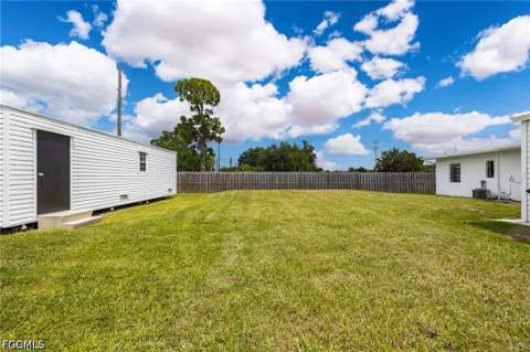 1201 Orange Ave, North Fort Myers FL - photo 23 of 41