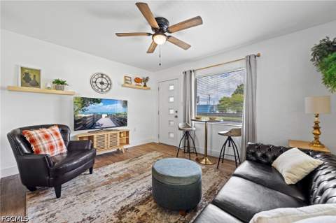 1201 Orange Ave, North Fort Myers FL - photo 8 of 41